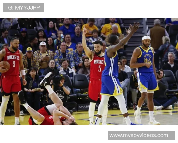 马刺与勇士激战即将开启11月19日直播精彩不容错过